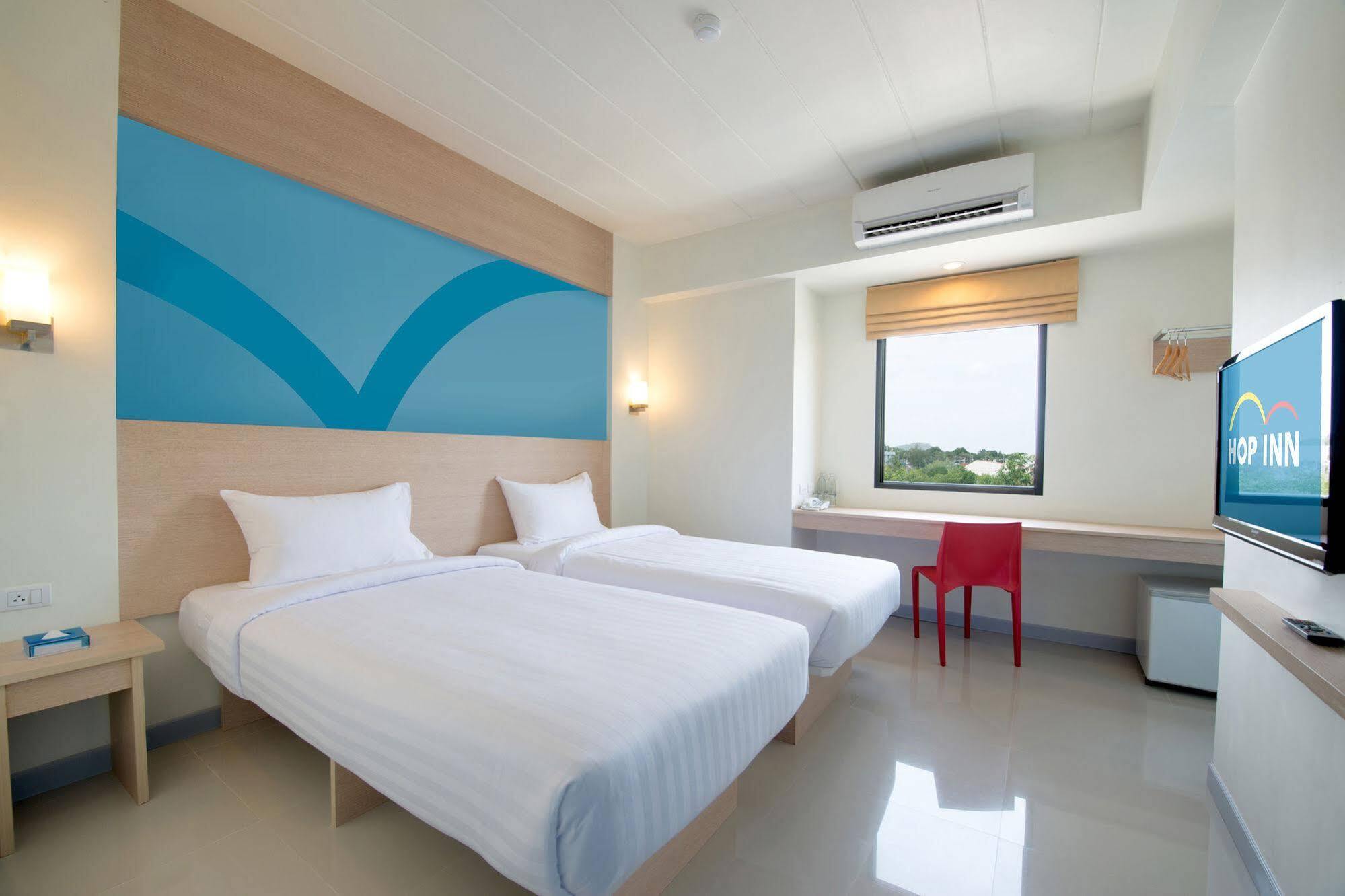 Hop Inn Sakon Nakhon Exterior foto
