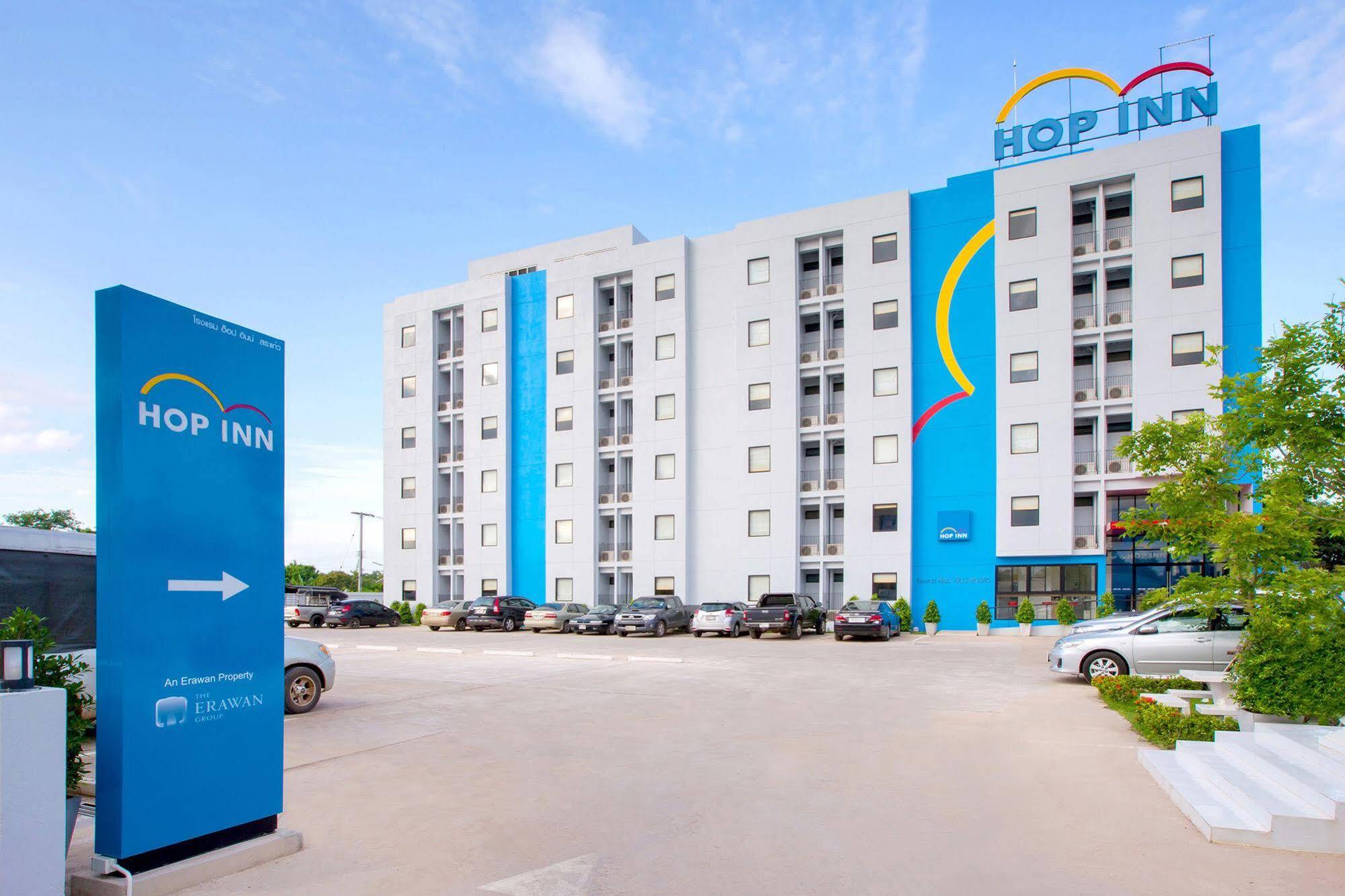Hop Inn Sakon Nakhon Exterior foto